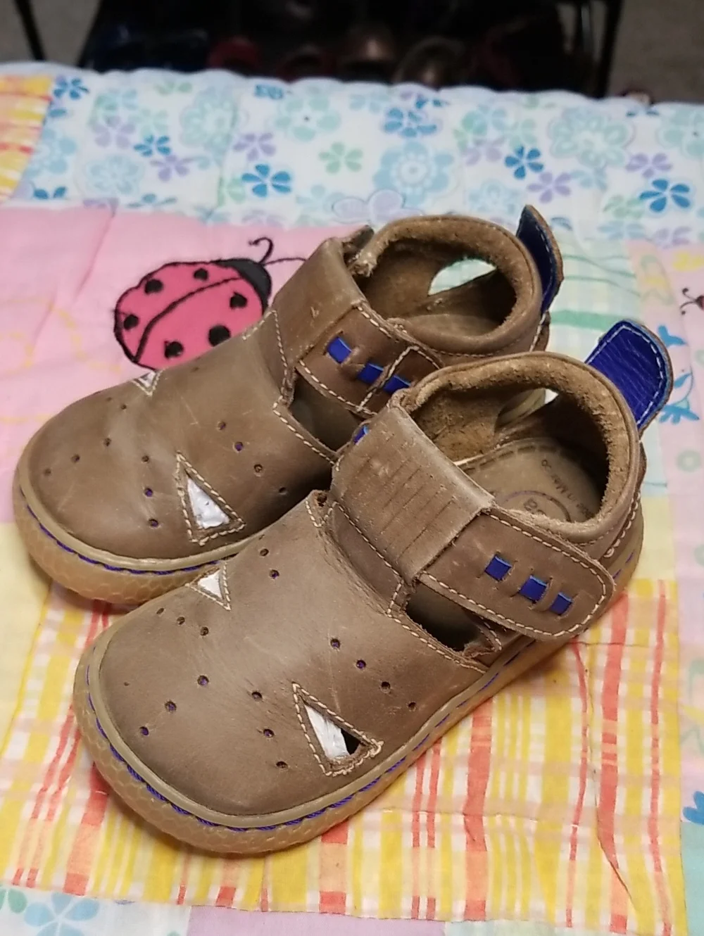 Livie & Luca Brown Soft Leather Walker Shoes w/Blue Trim Size 6 Made in Mexico